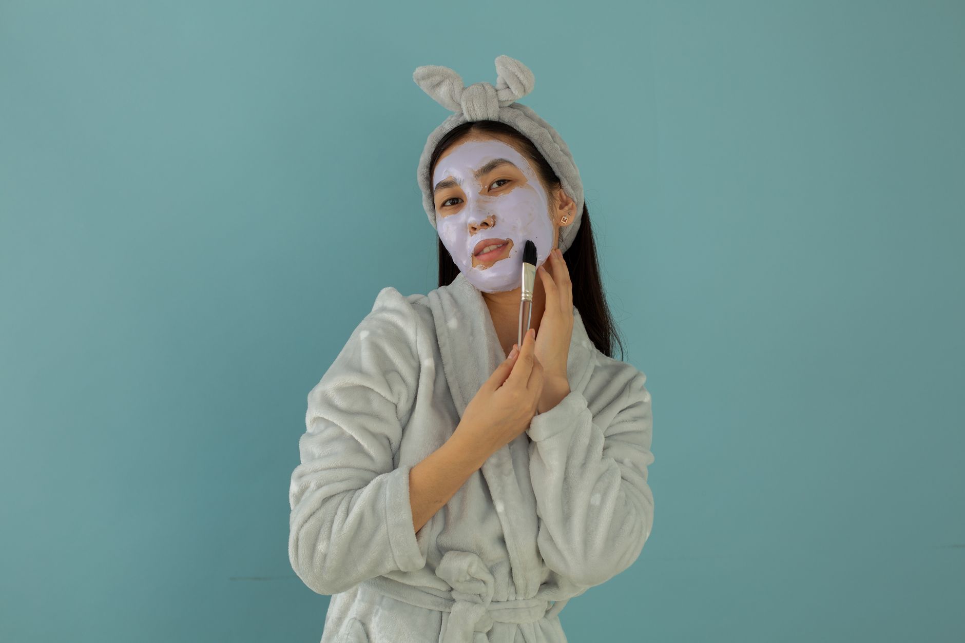Illustration for: Facial Cleansing Brush Not Charging: 6 Causes and How to Fix It