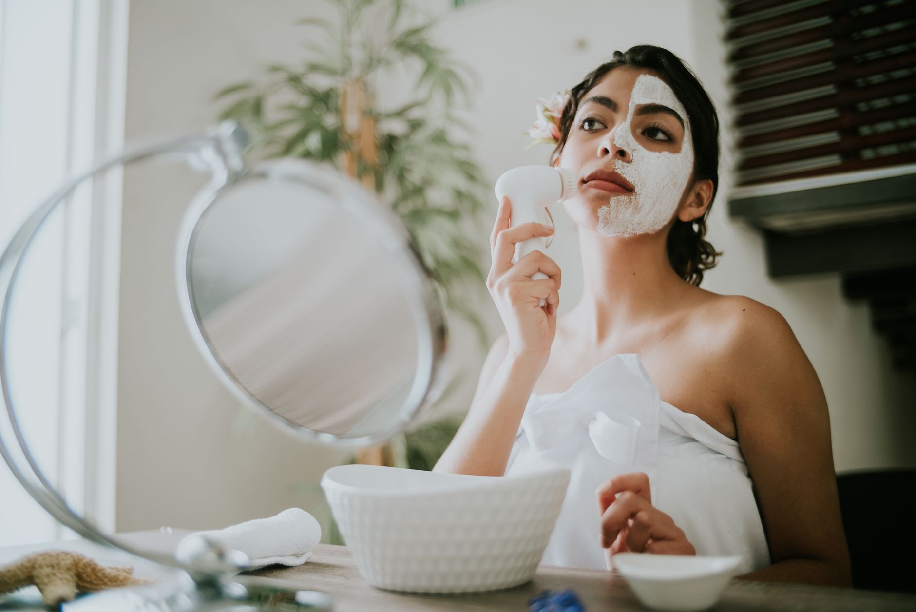 How to Clean a Facial Cleansing Brush: A Complete Guide for 2026 1 Illustration for: How to Clean a Facial Cleansing Brush: A Complete Guide for 2026