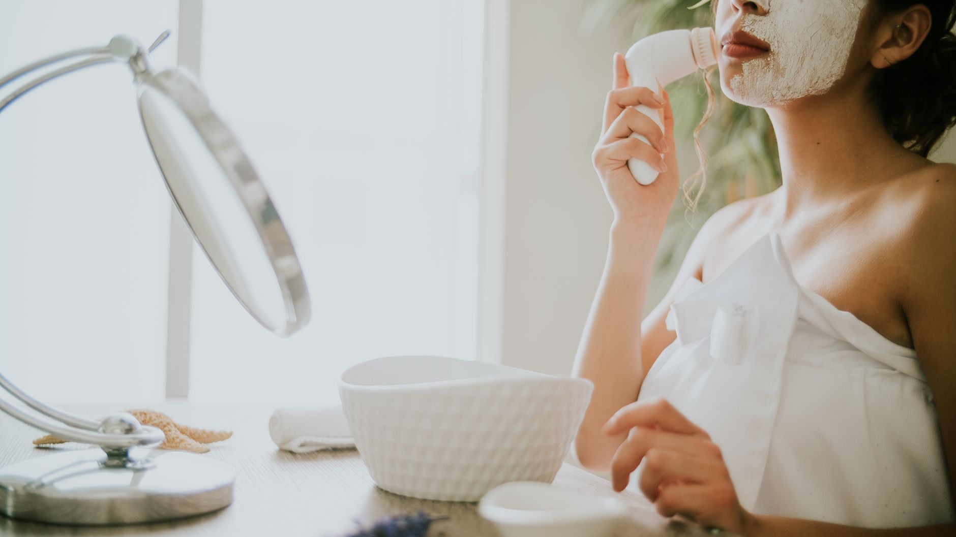 Facial Cleansing Brush Keeps Stopping: 6 Common Causes and Fixes 1 Illustration for: Facial Cleansing Brush Keeps Stopping: 6 Common Causes and Fixes