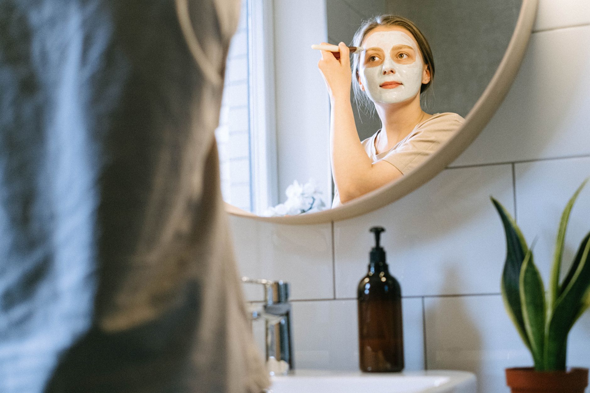 How Often Should You Use a Facial Cleansing Brush 1 Illustration for: How Often Should You Use a Facial Cleansing Brush