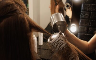 Hair Dryer Turns On But Doesn't Blow Air: Causes and Fixes